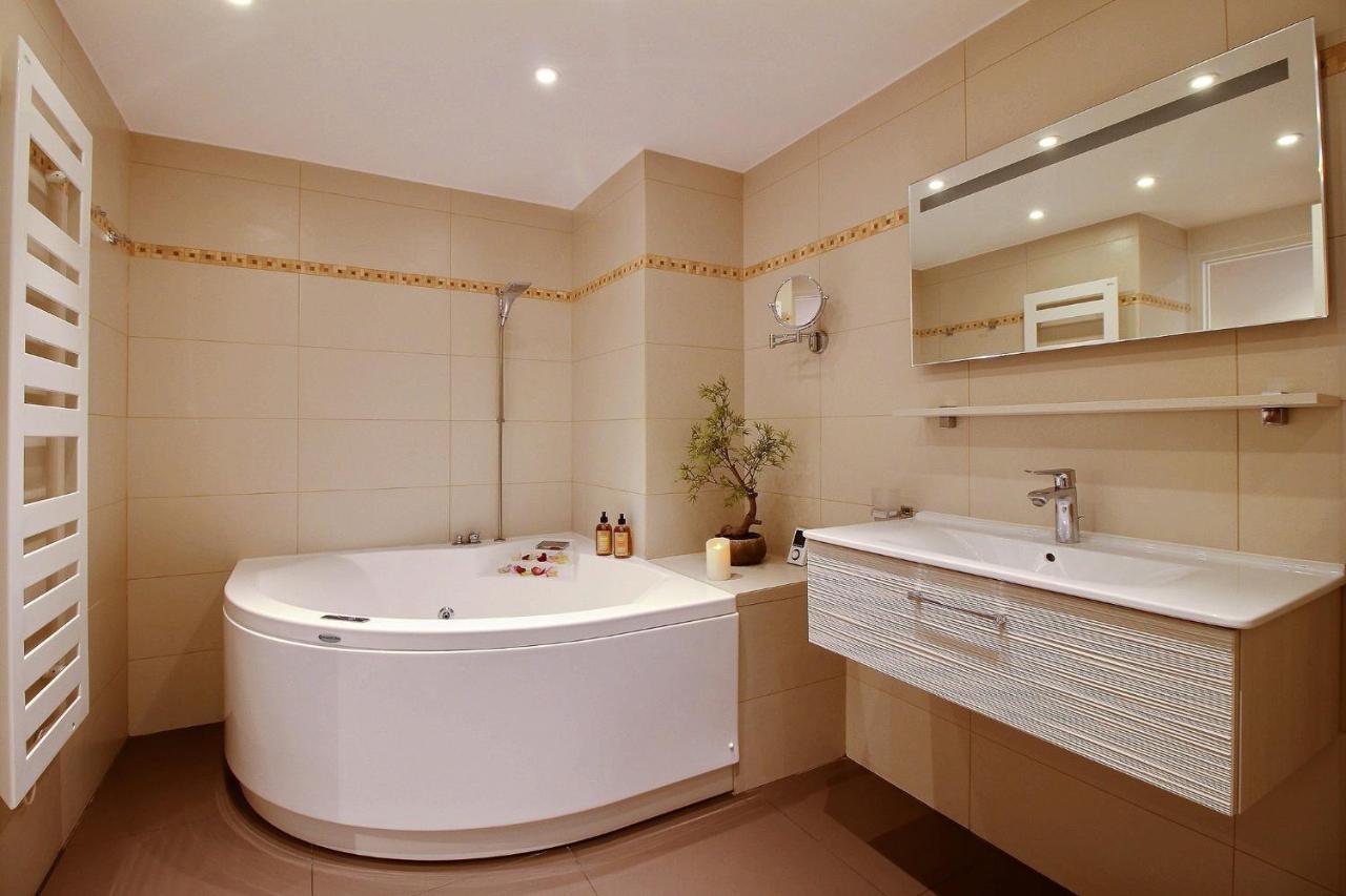 Assia & Nathalie - Luxury B&B Marais Paris Eksteriør billede