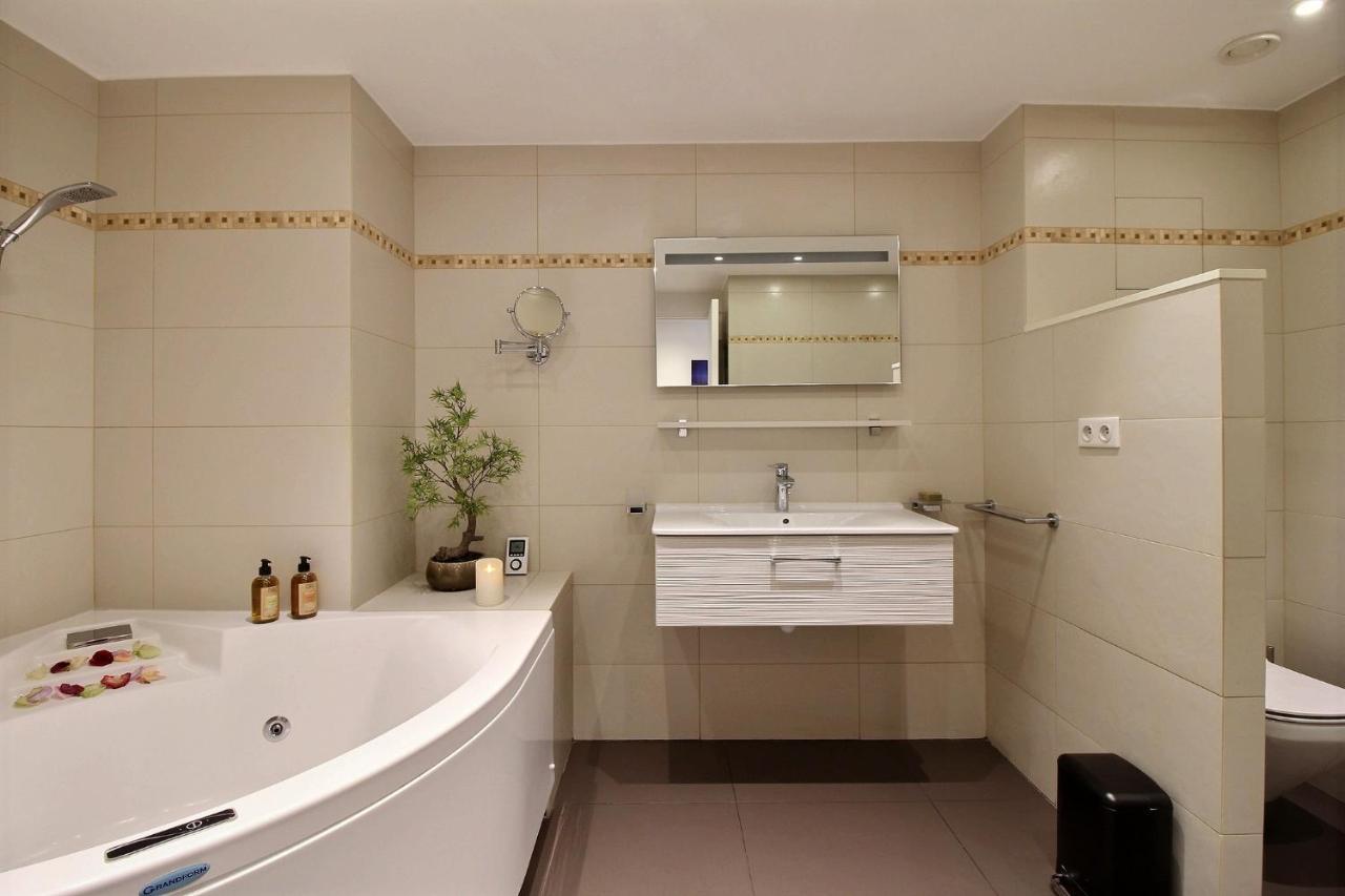 Assia & Nathalie - Luxury B&B Marais Paris Eksteriør billede
